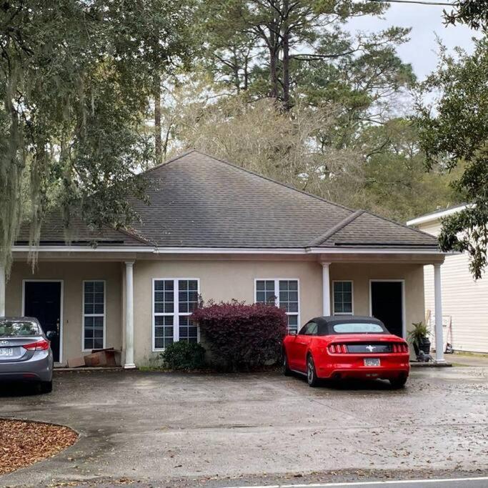 Private 2 Bedroom And 2 Bathroom In Savannah Exterior photo